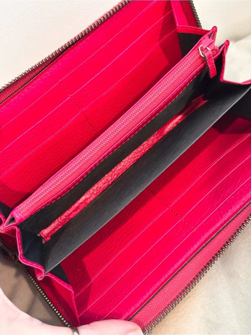 GUCCI Pink Marmont GG Limited Edition Butterfly Leather Zip Around Wallet - Picture 9 of 16